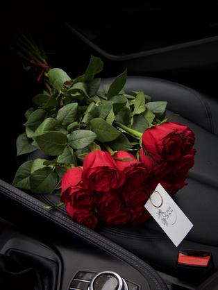 Квіти: Троянди Madam Red